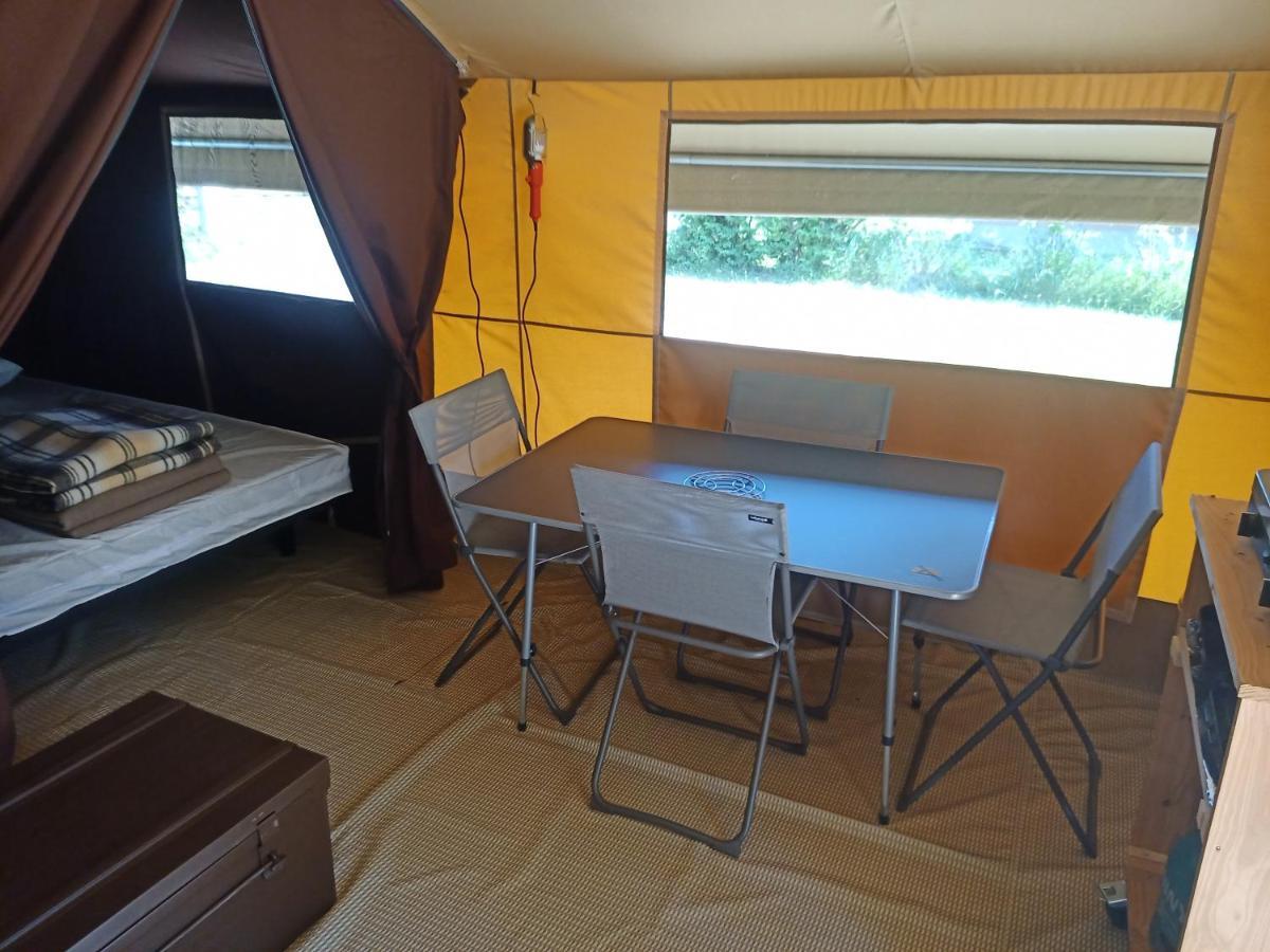 Reyssouze Onlycamp Camping Le Champ D'Ete酒店 外观 照片